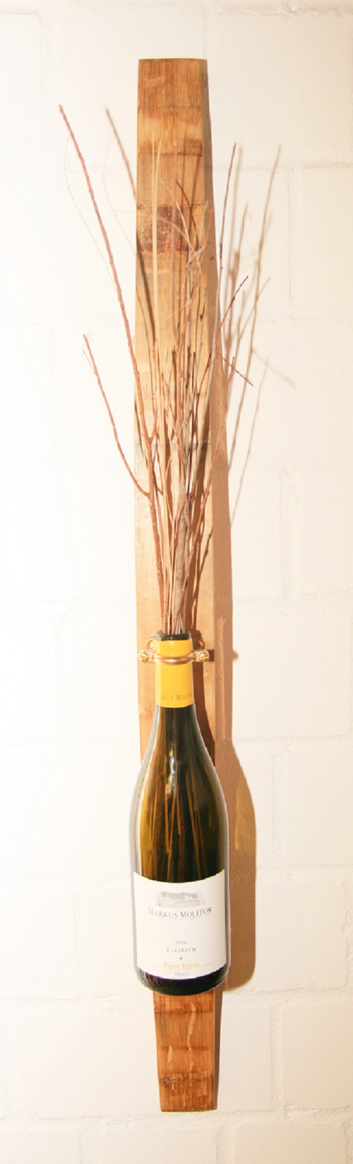 Flaschenvase auf Fassdaube